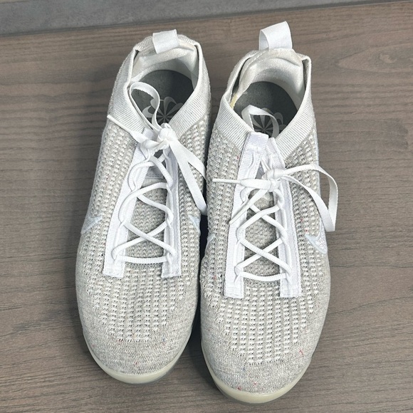 Nike Air Vapor Max flyknit - Picture 2 of 9